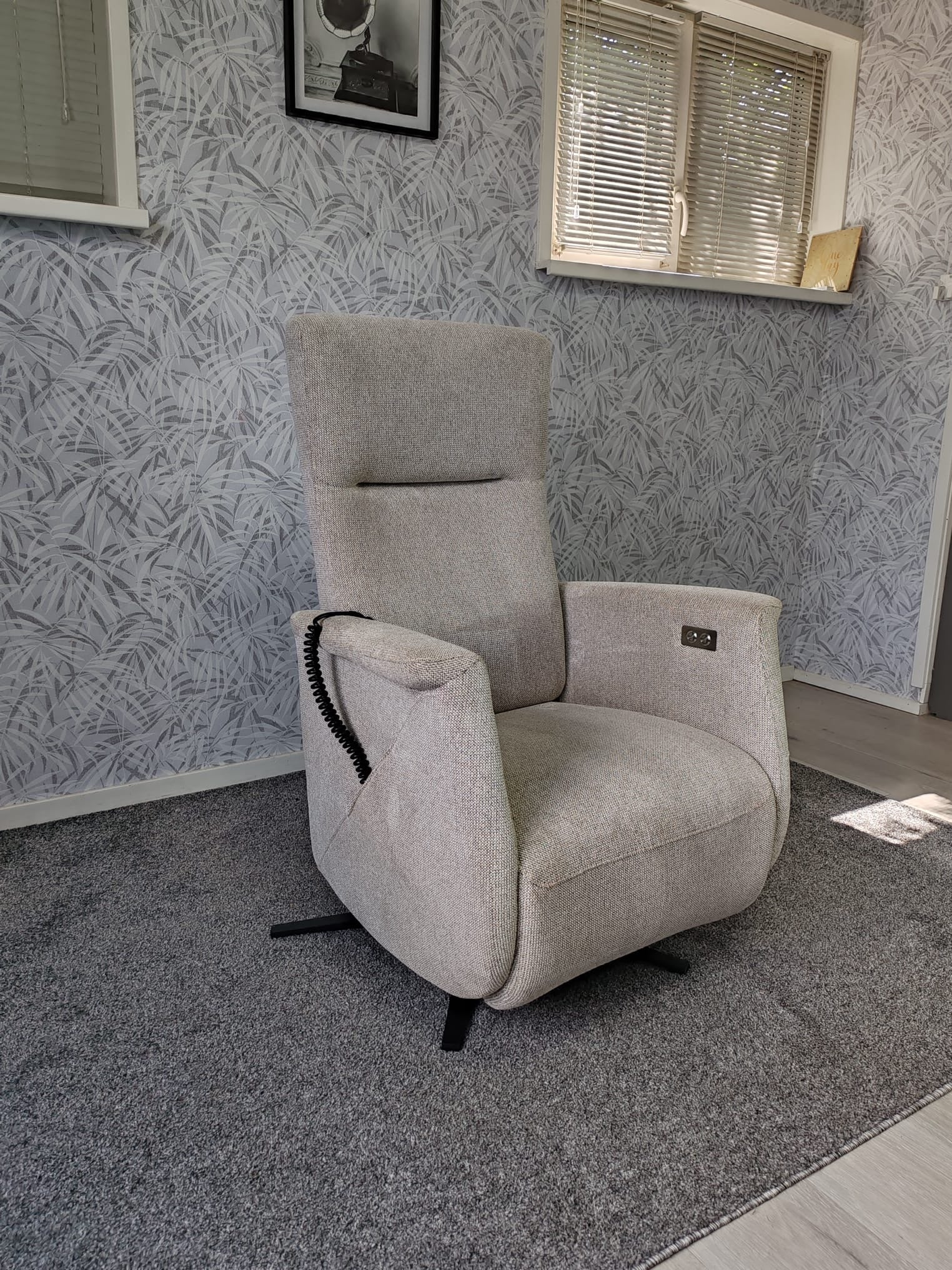 Velderhof Elektrische Sta-op Stoel – Luxe Relaxfauteuil met Accu