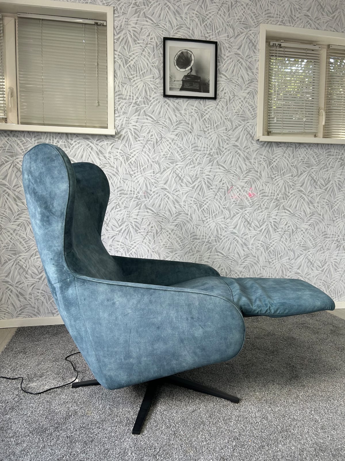 Set van 2 prominente elektrische
relax fauteuils