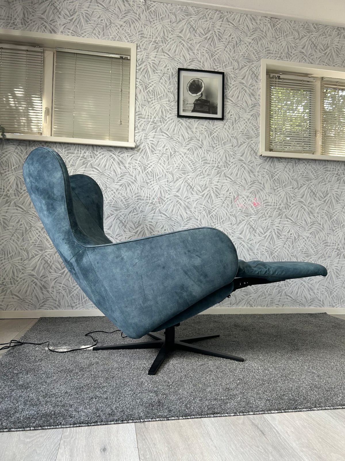 Set van 2 prominente elektrische
relax fauteuils