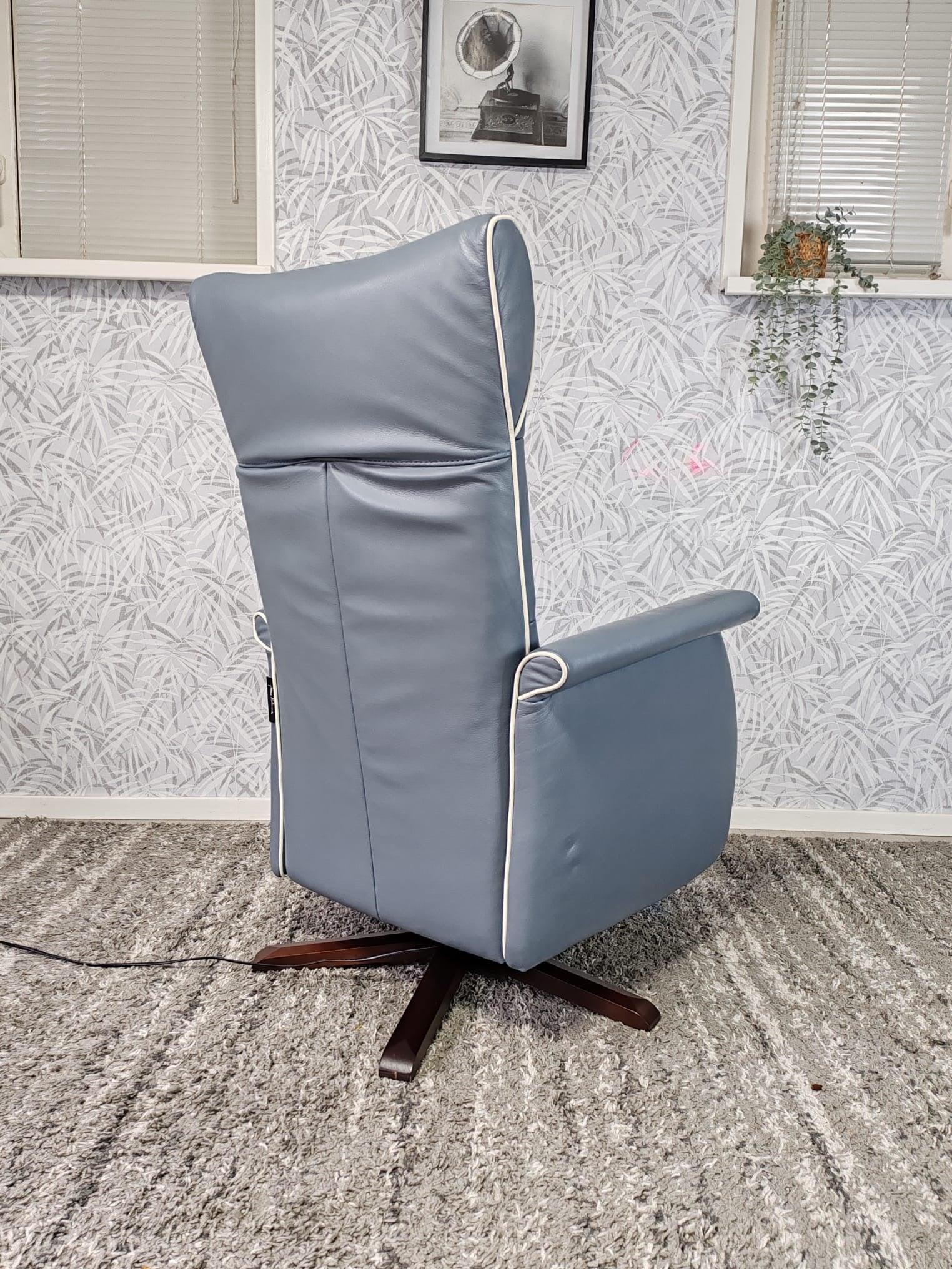 Prominent Wilson elektrische relaxfauteuil – Frans Molenaar