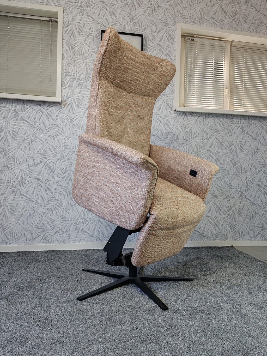 Prominent E-Chair Luxe Sta-op Stoel met Massage – Elektrische Relaxfauteuil