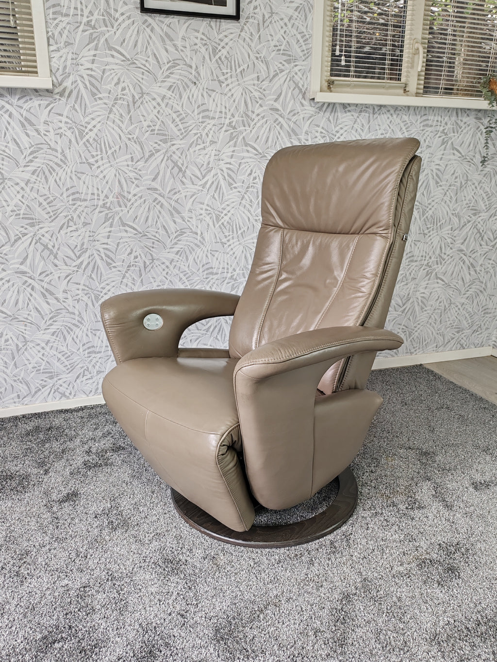 Hukla leren sta op stoel relax fauteuil op accu